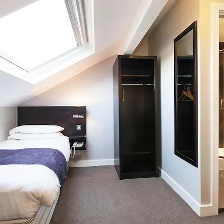 Hotel The Abbey