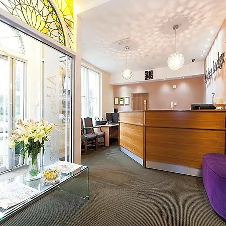 Hotell The Abbey 3*